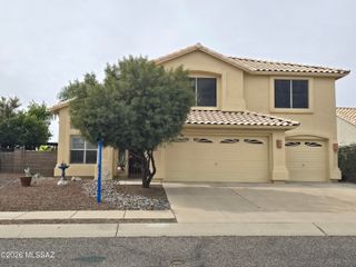 860 S Lucinda Drive, Tucson, AZ 85748