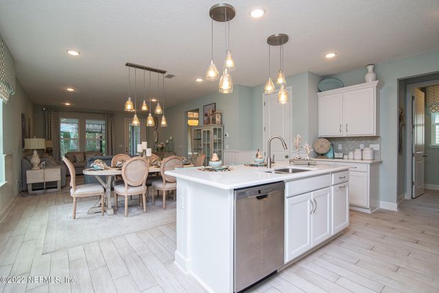 118 PIONEER VILLAGE Drive, Ponte Vedra, FL 32081