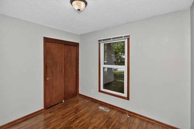 420 Jeffrey Lane, Ames, IA 50014