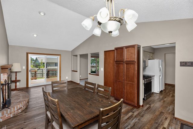 420 Jeffrey Lane, Ames, IA 50014