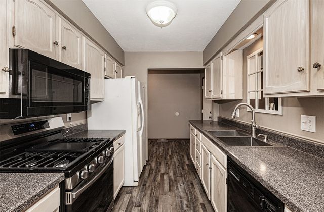 420 Jeffrey Lane, Ames, IA 50014