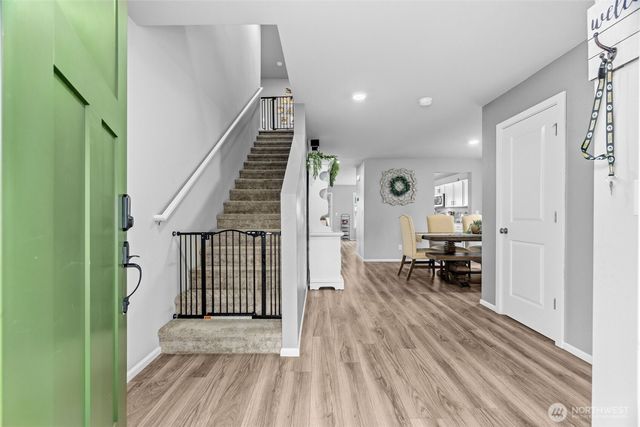 9274 Candytuft Drive SE, Tumwater, WA 98501