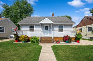 9014 Hook Street, Highland, IN 46322