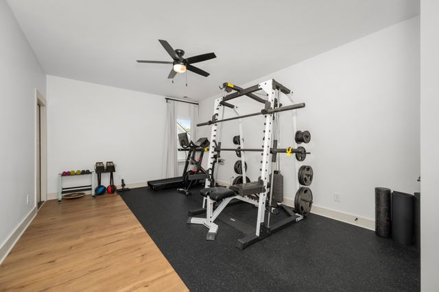 520 Gresham Ln, Murfreesboro, TN 37129