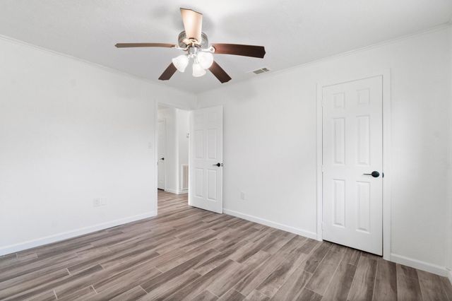 456 Deep Woods Lane, Livingston, TX 77351