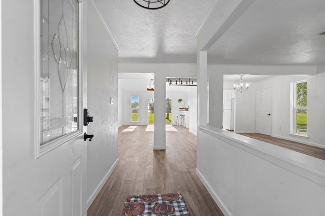 456 Deep Woods Lane, Livingston, TX 77351