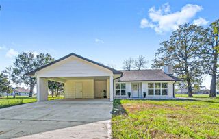 456 Deep Woods Lane, Livingston, TX 77351
