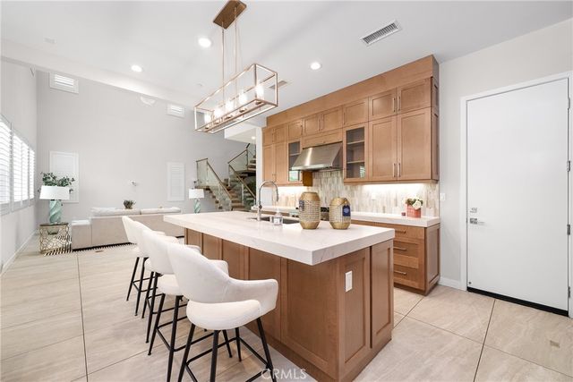 438 Sycamore, Montebello, CA 90640