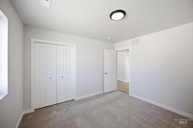 1075 Coffee Pond Ave, Middleton, ID 83644