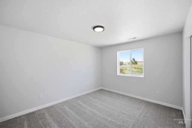1075 Coffee Pond Ave, Middleton, ID 83644