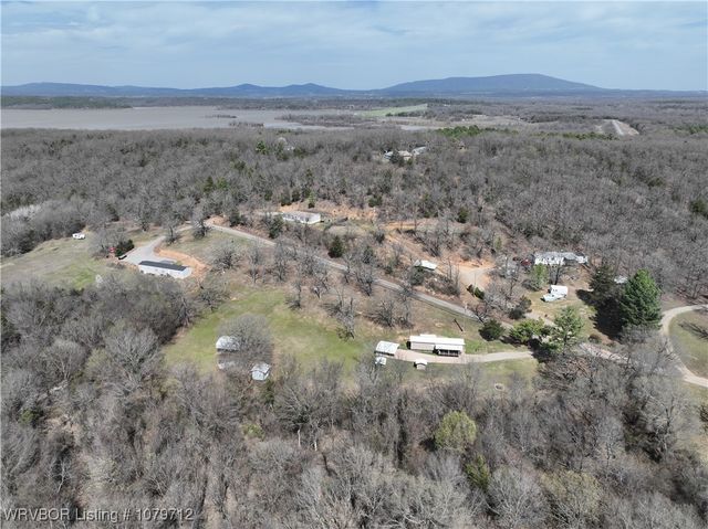 26005 Fanny, Howe, OK 74940