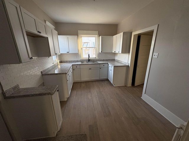 607 N MAPLE AVENUE, Green Bay, WI 54303