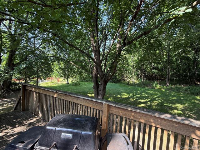11 Sherwood Heights, Wappingers Falls, NY 12590