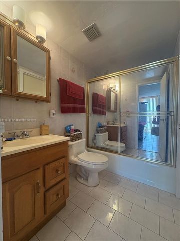 1800 NW 24th Ave 208, Miami, FL 33125
