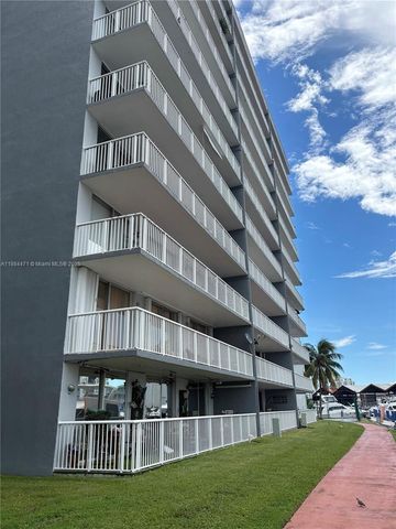 1800 NW 24th Ave 208, Miami, FL 33125