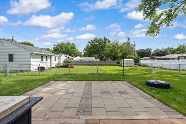4857 Kentucky Avenue N, Crystal, MN 55428