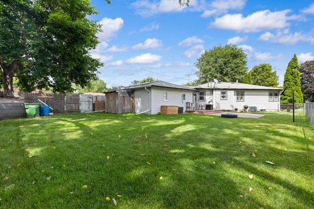 4857 Kentucky Avenue N, Crystal, MN 55428