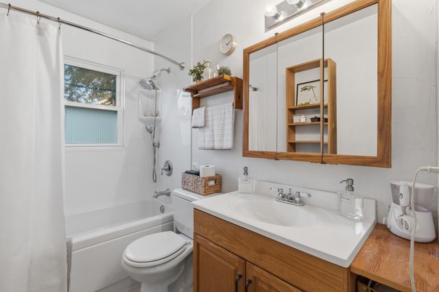 4857 Kentucky Avenue N, Crystal, MN 55428