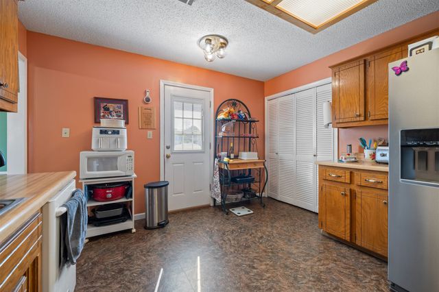701 Haskens Street, Pocola, OK 74902