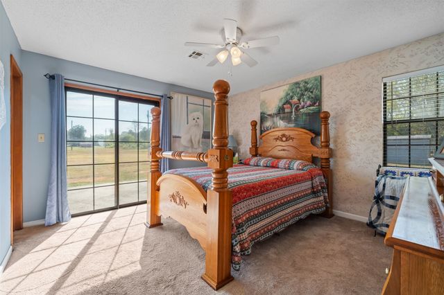 701 Haskens Street, Pocola, OK 74902