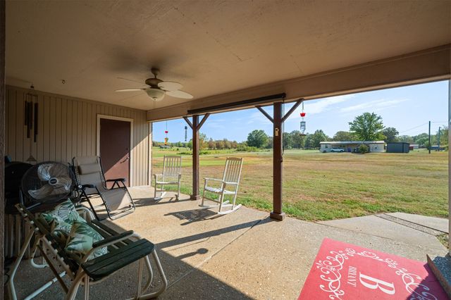 701 Haskens Street, Pocola, OK 74902