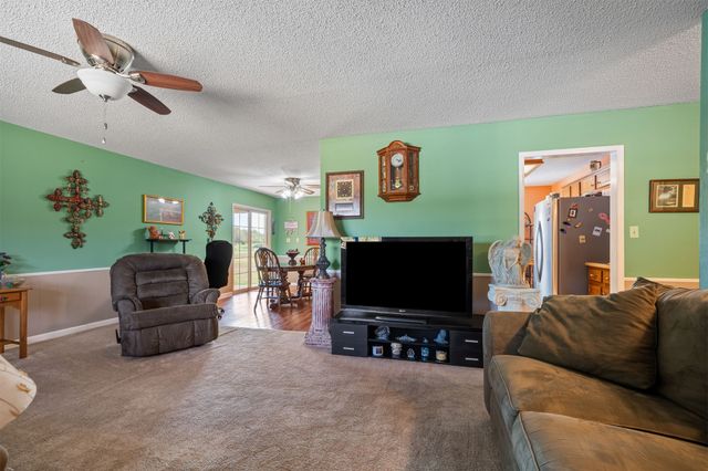 701 Haskens Street, Pocola, OK 74902