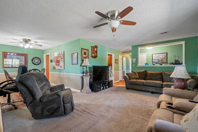 701 Haskens Street, Pocola, OK 74902