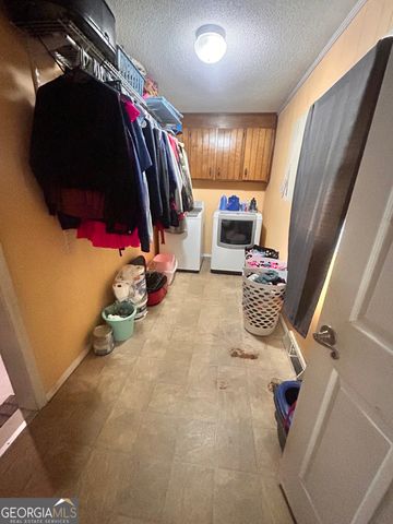 2299 Memorial Road, Bowersville, GA 30516