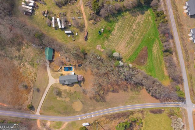 2299 Memorial Road, Bowersville, GA 30516