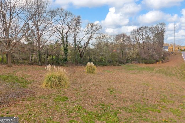 2299 Memorial Road, Bowersville, GA 30516