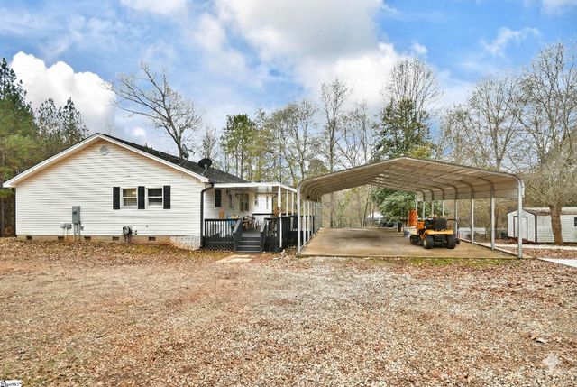 134 Rolling Drive, Westminster, SC 29693