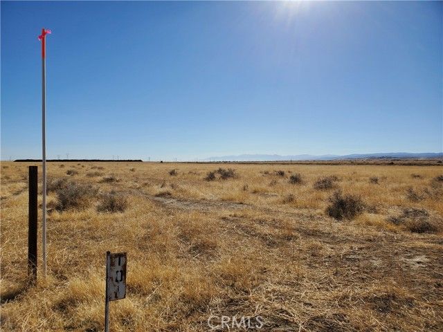 2 168th Street, Lancaster, CA 93536