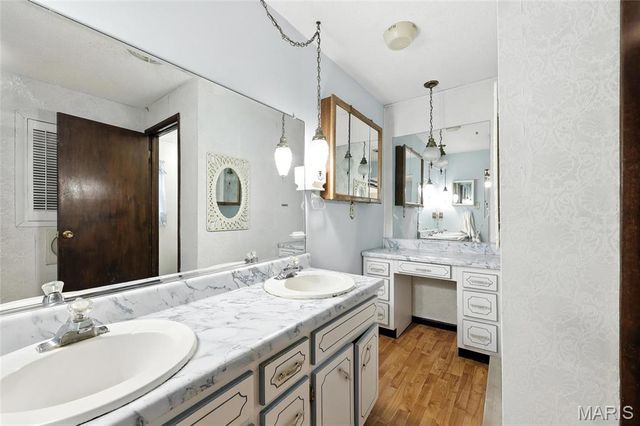 1198 Madison 250, Fredericktown, MO 63645