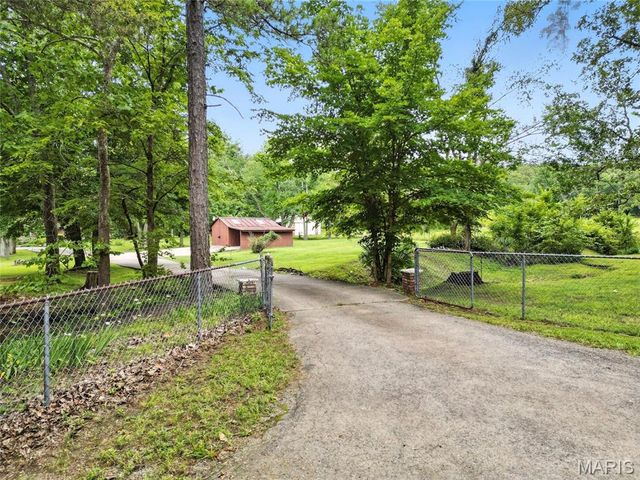 1198 Madison 250, Fredericktown, MO 63645