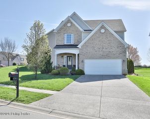 17811 Birch Bend Cir, Louisville, KY 40023