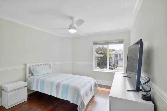 11601 NW 13th Manor, Coral Springs, FL 33071