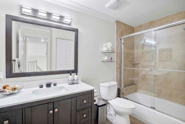 11601 NW 13th Manor, Coral Springs, FL 33071