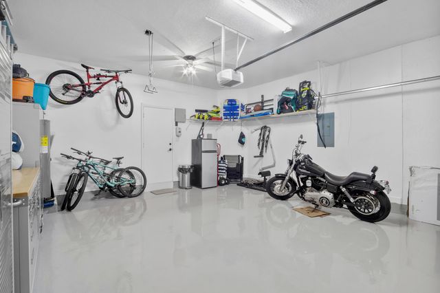 11601 NW 13th Manor, Coral Springs, FL 33071