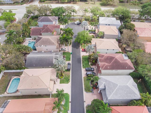 11601 NW 13th Manor, Coral Springs, FL 33071