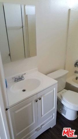 7756 Laurel Canyon Boulevard 13, Los Angeles, CA 91605