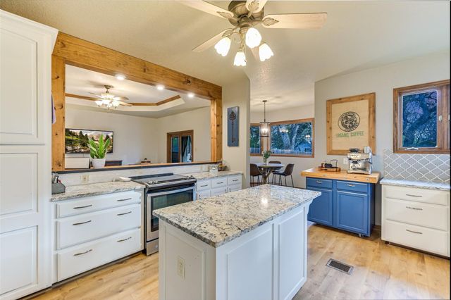 640 Bluffside DR, New Braunfels, TX 78130