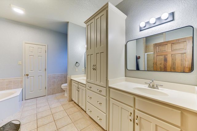 640 Bluffside DR, New Braunfels, TX 78130