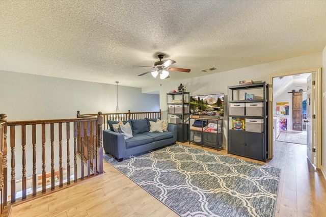 640 Bluffside DR, New Braunfels, TX 78130