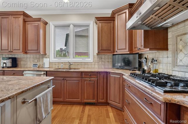 34380 Dante Drive, Chesterfield Township, MI 48047