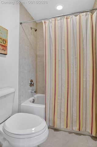 34380 Dante Drive, Chesterfield Township, MI 48047
