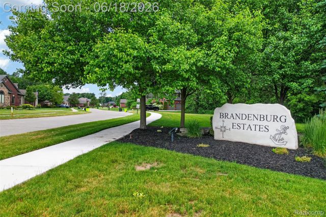 34380 Dante Drive, Chesterfield Township, MI 48047