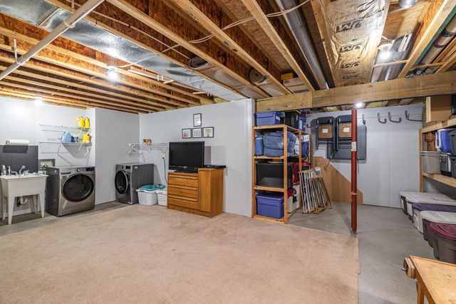 315 Cypress Circle LANE, Holmen, WI 54636