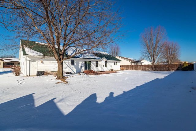 315 Cypress Circle LANE, Holmen, WI 54636
