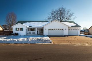 315 Cypress Circle LANE, Holmen, WI 54636