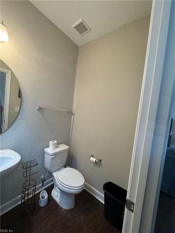 346 Harmony DR, Portsmouth, VA 23701